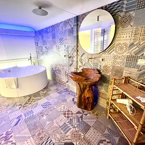 Cortile Nobile Luxury Appartamento Aeroporto di Catania Fontana Rossa