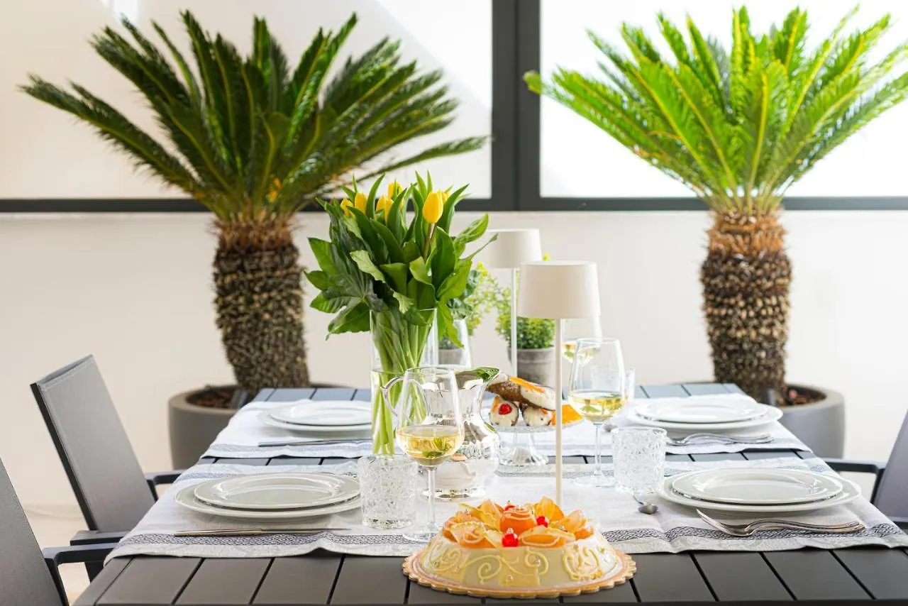 Dc Domus Charme Spa Palermo Apartment